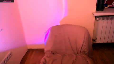 Snapshot of angelalice_ chatting on October 1, 10:43 am Alice online show from October 1, 10:43 am