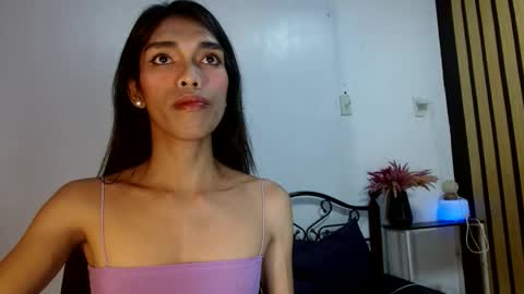 SENORITA online show from January 23, 4:04 pm