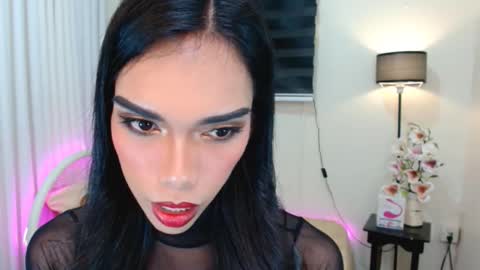 SENORITA online show from September 15, 2:50 pm