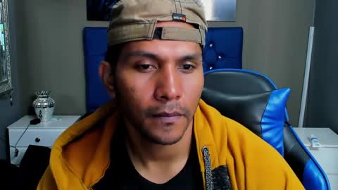 Angel And Cris online show from September 23, 12:30 pm