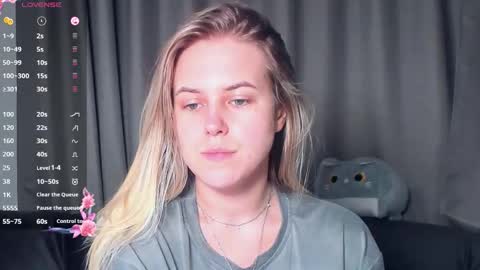 Darsi Anty online show from November 9, 2:59 pm