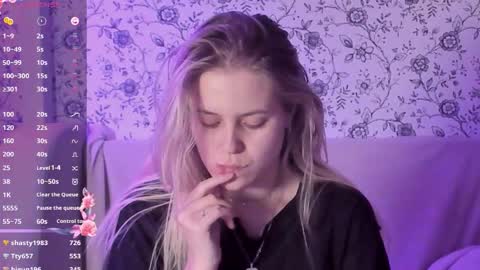 Darsi Anty online show from December 21, 2:46 pm