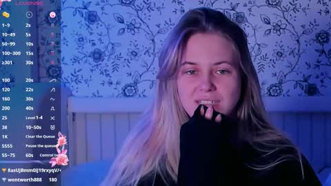 Darsi Anty online show from February 9, 3:05 pm