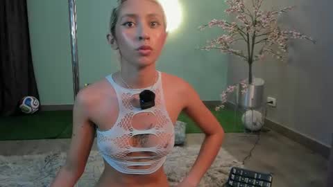 AngelBae  online show from June 11, 12:32 am