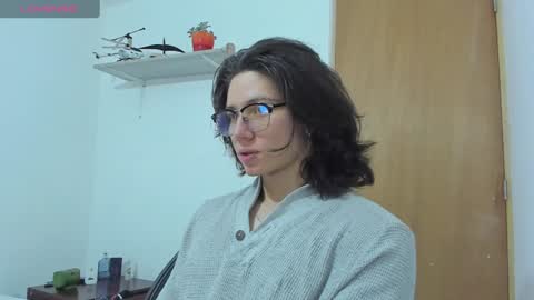 Angel Bennet online show from February 3, 2:47 am