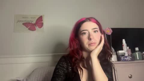 venellope888 online show from February 1, 3:39 pm