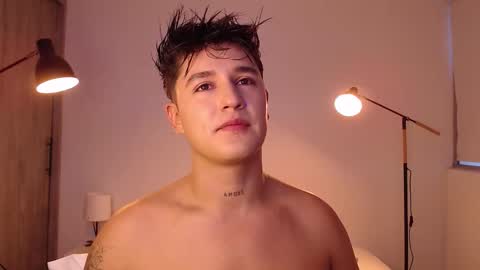 Angel online show from December 15, 10:36 pm