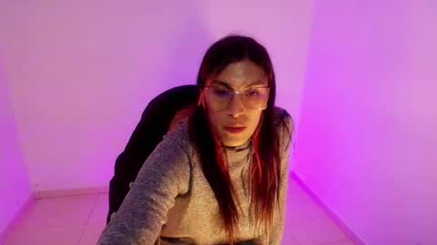 angele online show from March 19, 7:51 pm