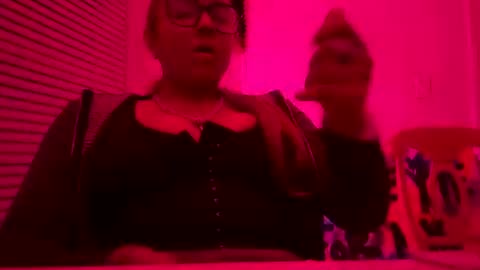 angeleahthormendoza online show from August 2, 12:25 pm