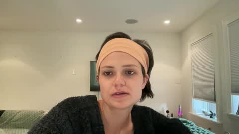 angeleleven11 online show from October 8, 7:11 pm