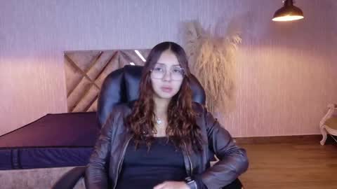 angel online show from April 11, 2:10 pm