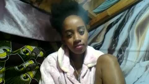 Snapshot of angelettee chatting on June 21, 3:58 pm Angelettee online show from June 21, 3:58 pm