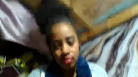 Snapshot of angelettee chatting on June 29, 11:21 am Angelettee online show from June 29, 11:21 am