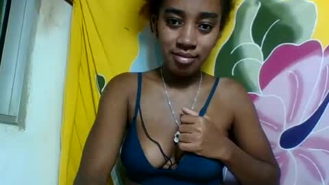 Snapshot of angelettee chatting on July 13, 2:42 pm Angelettee online show from July 13, 2:42 pm