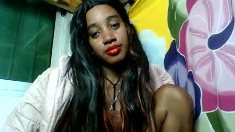 Snapshot of angelettee chatting on July 29, 6:50 pm Angelettee online show from July 29, 6:50 pm