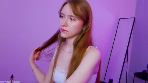 Snapshot of angelfleur chatting on June 25, 1:49 am Angela online show from June 25, 1:49 am
