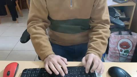 angelgarcia269 online show from May 22, 12:22 pm