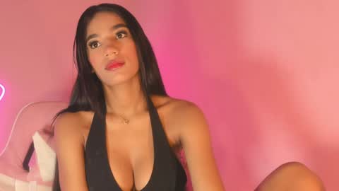 Carolina online show from December 31, 1:04 am