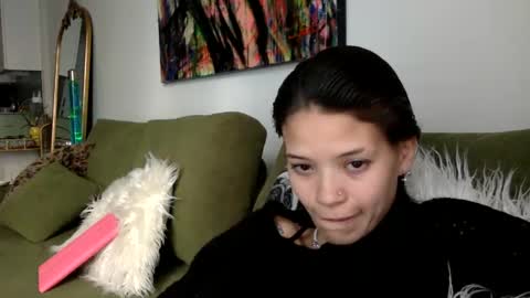 Snapshot of angelia01m chatting on October 1, 10:05 pm angelia01m online show from October 1, 10:05 pm