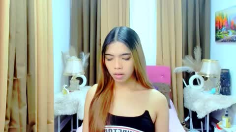 MISS PAU online show from November 1, 3:30 am