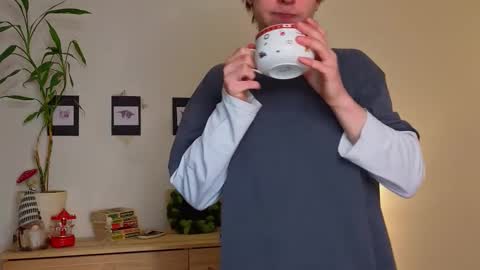 Daniel online show from January 9, 5:26 pm