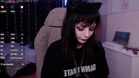 Angel Katy  online show from August 7, 1:35 pm