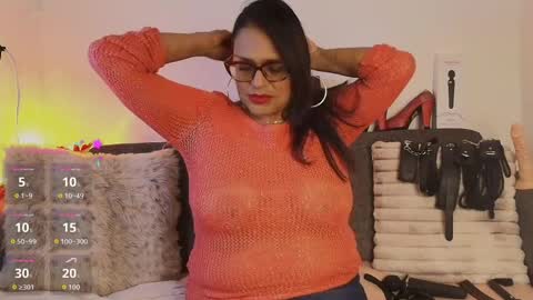 Snapshot of angelica_mature49 chatting on April 10, 3:56 am Angelica online show from April 10, 3:56 am