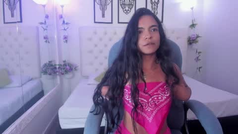 Snapshot of angelica_rolon chatting on June 8, 1:28 am angelica_rolon online show from June 8, 1:28 am