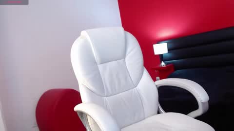 Snapshot of angelica_xbloom chatting on May 17, 8:16 pm Angelica online show from May 17, 8:16 pm