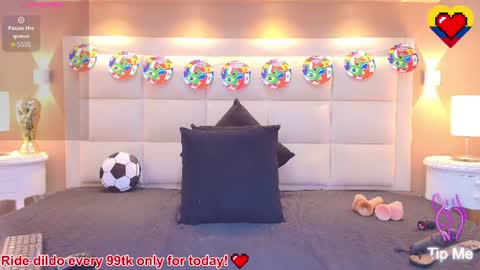 Snapshot of angelicamason chatting on July 7, 8:24 pm Angelica online show from July 7, 8:24 pm