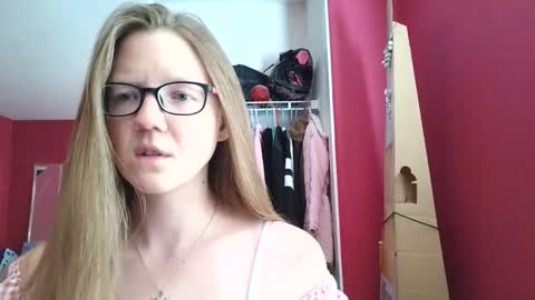 AngelicAngel online show from December 20, 9:11 pm