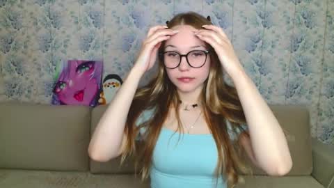 Snapshot of angelicmirele chatting on April 2, 7:55 pm Mirele online show from April 2, 7:55 pm