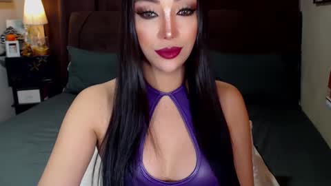 MS. AMALIA online show from February 19, 6:44 am