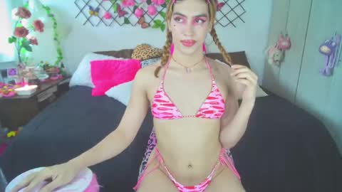 ANGELICUNTYXXX online show from August 4, 8:11 pm