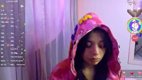 Snapshot of angelie_3 chatting on September 18, 8:55 pm angelie online show from September 18, 8:55 pm