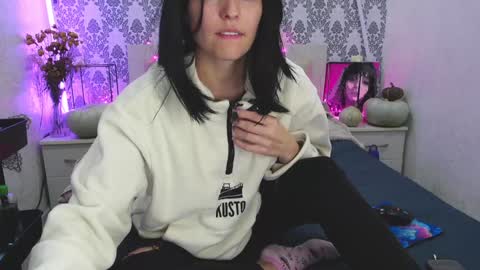 Angelika Rouge online show from November 1, 5:48 pm