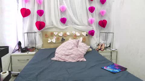 Angelika Rouge online show from February 21, 5:36 pm