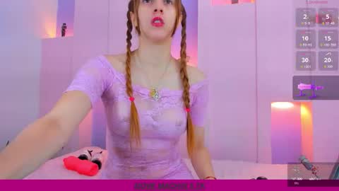 Snapshot of angelikarose1 chatting on September 19, 4:47 am Angelika Rose online show from September 19, 4:47 am