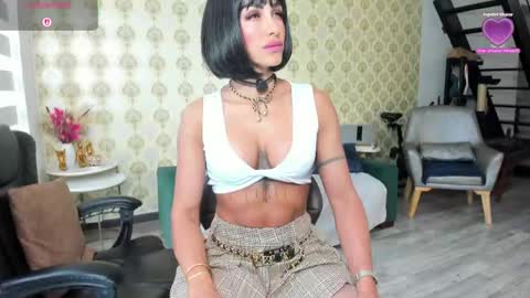 Snapshot of angelina_class_7 chatting on April 17, 1:58 pm angelina_class_7 online show from April 17, 1:58 pm