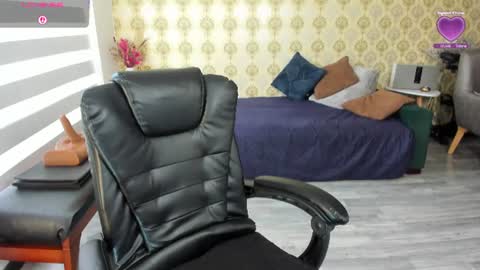 angelina_class_7 online show from June 19, 2:10 pm