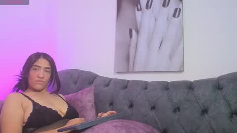angelinaa__smith online show from September 18, 8:00 pm
