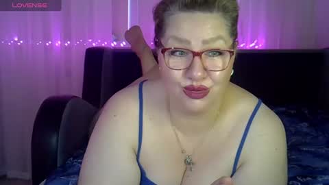 AngelinaGlam online show from July 13, 4:32 pm