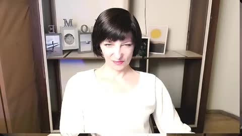 Angelina online show from June 6, 7:02 am