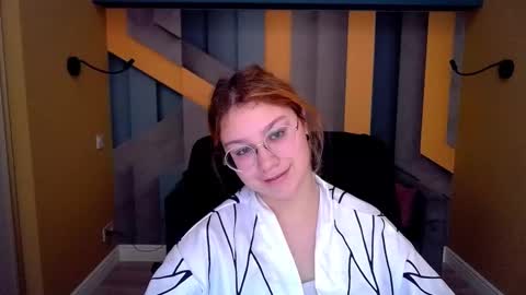 AngelinaLow online show from February 19, 1:07 pm