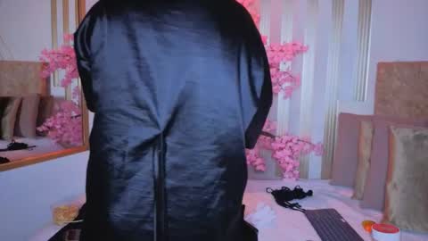 Snapshot of angelinarouse_ chatting on June 7, 4:27 am angelinarouse_ online show from June 7, 4:27 am