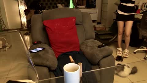 Snapshot of angelinasia chatting on October 4, 11:47 pm Angel online show from October 4, 11:47 pm