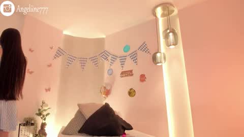 Angeline  online show from October 3, 11:40 am