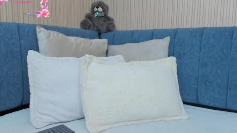 angeline online show from October 6, 2:25 pm