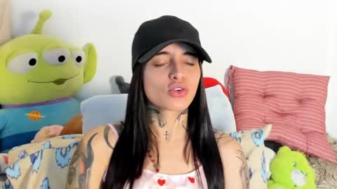 Angeline Smith  online show from October 8, 4:59 pm