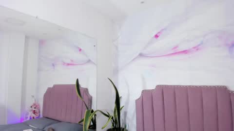 Snapshot of angeline_blake chatting on January 8, 8:18 pm Angeline online show from January 8, 8:18 pm